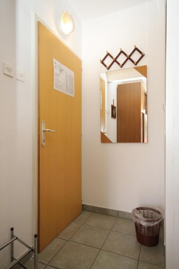 Double Room Mali Losinj 7953B Esterno foto